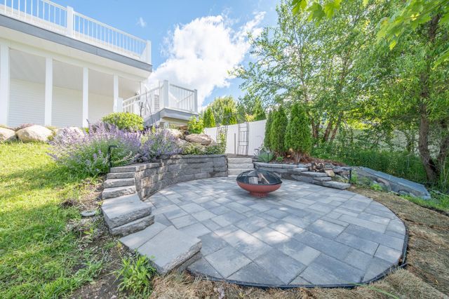 12300 Pineridge Way N, Dayton, MN 55327