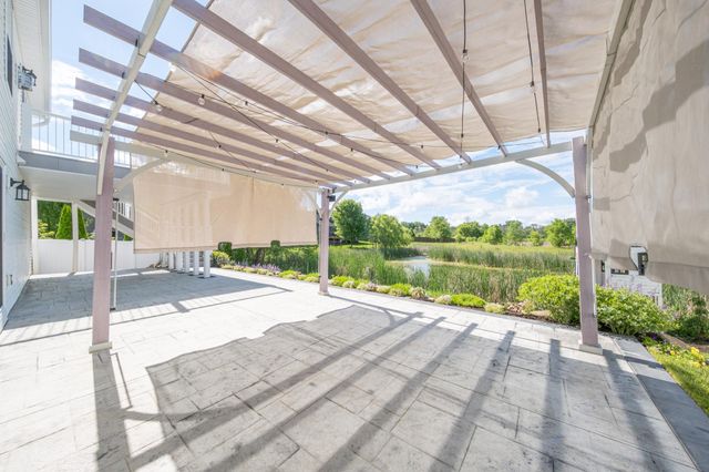 12300 Pineridge Way N, Dayton, MN 55327