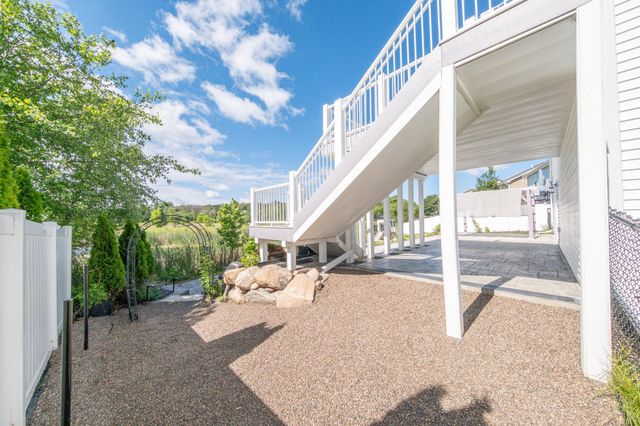 12300 Pineridge Way N, Dayton, MN 55327