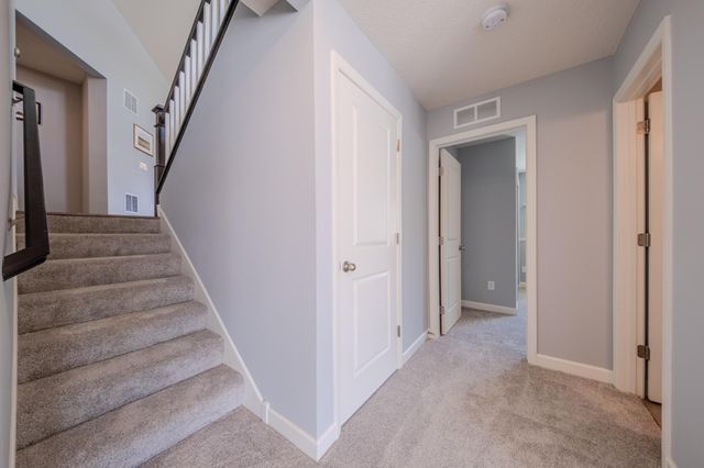 12300 Pineridge Way N, Dayton, MN 55327
