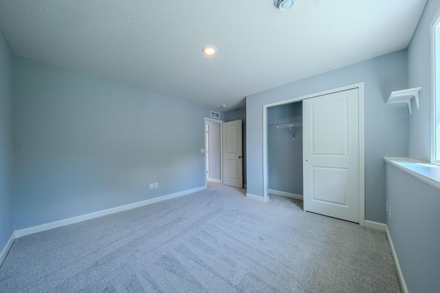 12300 Pineridge Way N, Dayton, MN 55327