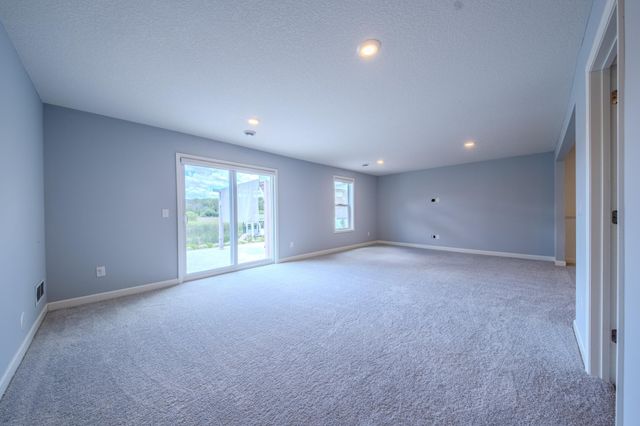12300 Pineridge Way N, Dayton, MN 55327