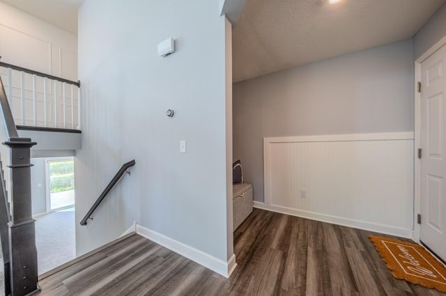 12300 Pineridge Way N, Dayton, MN 55327