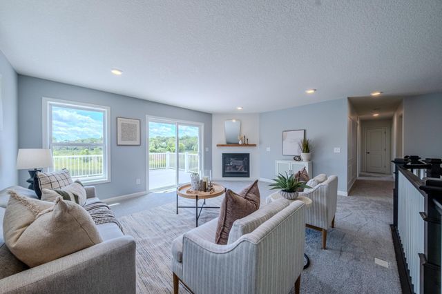 12300 Pineridge Way N, Dayton, MN 55327