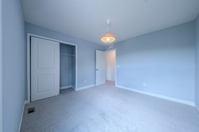 12300 Pineridge Way N, Dayton, MN 55327
