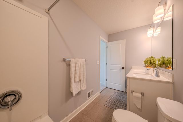 12300 Pineridge Way N, Dayton, MN 55327