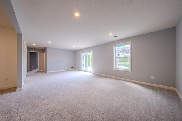 12300 Pineridge Way N, Dayton, MN 55327