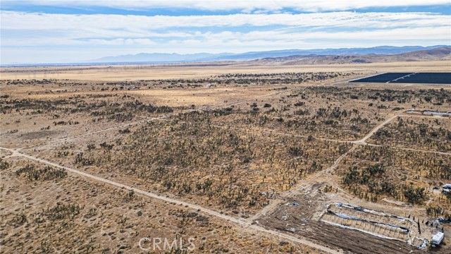 15500 W B-8 Avenue, Fairmont, CA 93536