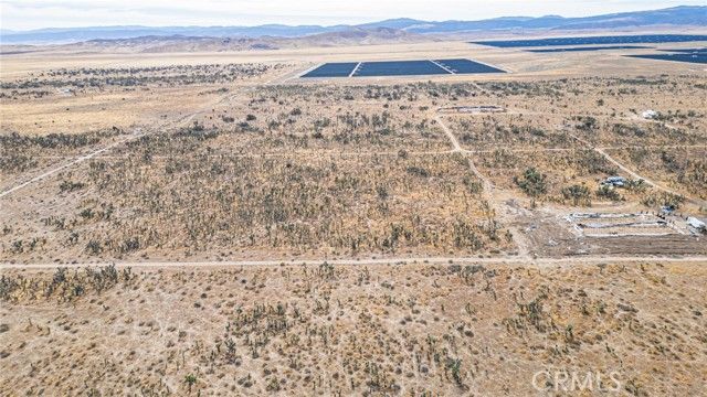 15500 W B-8 Avenue, Fairmont, CA 93536