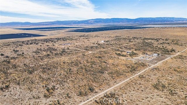 15500 W B-8 Avenue, Fairmont, CA 93536