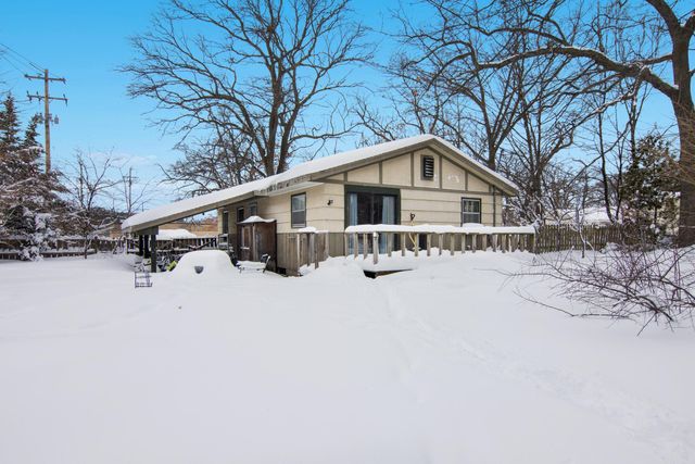 877 Parsons Road, East Bay Twp, MI 49686
