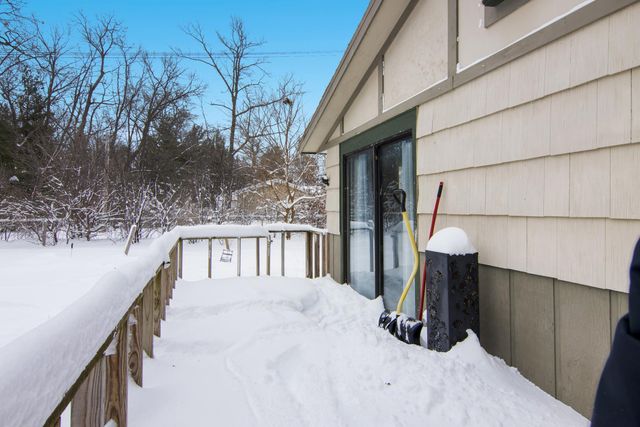 877 Parsons Road, East Bay Twp, MI 49686