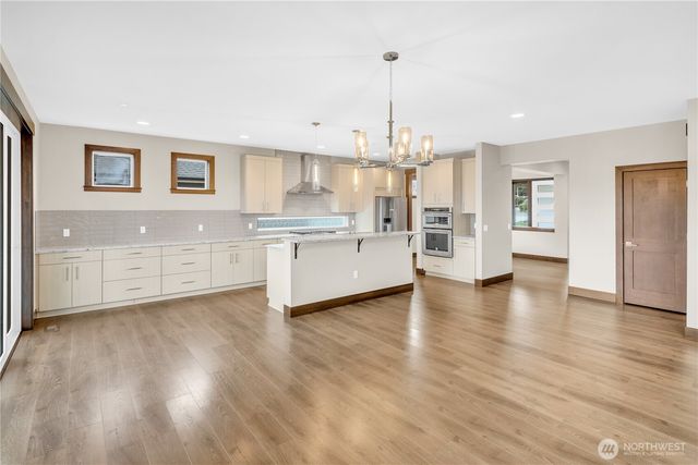 25212 138th Place SE, Kent, WA 98042