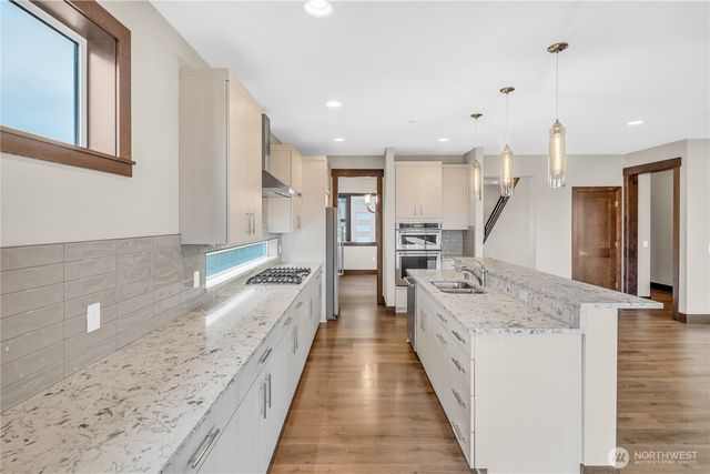 25212 138th Place SE, Kent, WA 98042