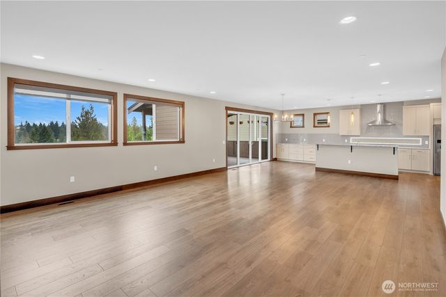 25212 138th Place SE, Kent, WA 98042