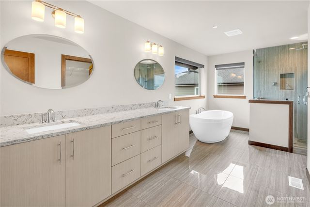 25212 138th Place SE, Kent, WA 98042