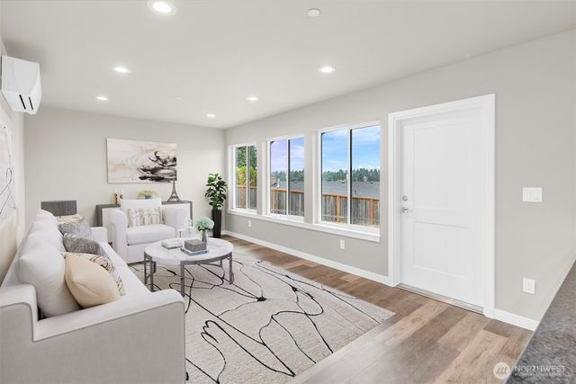 25212 138th Place SE, Kent, WA 98042