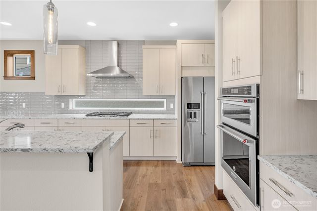 25212 138th Place SE, Kent, WA 98042