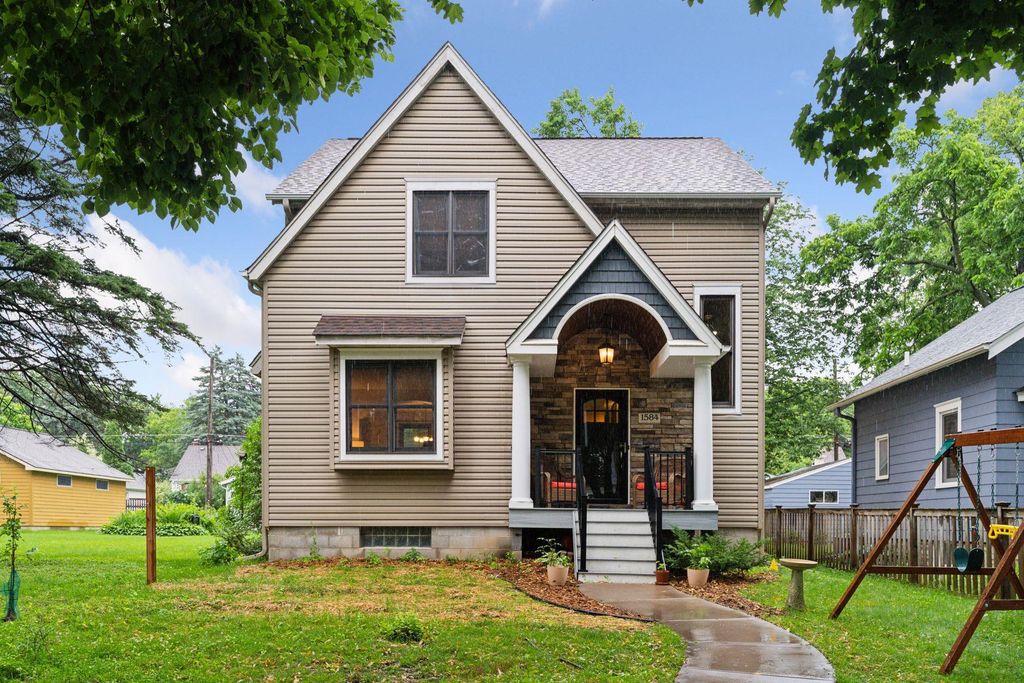 1584 Merrill Street, Saint Paul, MN 55108