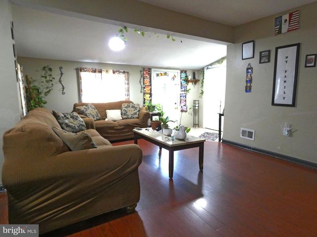 256 H ST, Carneys Point, NJ 08069