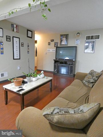 256 H ST, Carneys Point, NJ 08069