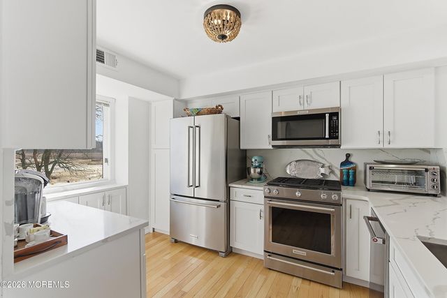 37 Grand Bay Harbor Drive, Waretown, NJ 08758