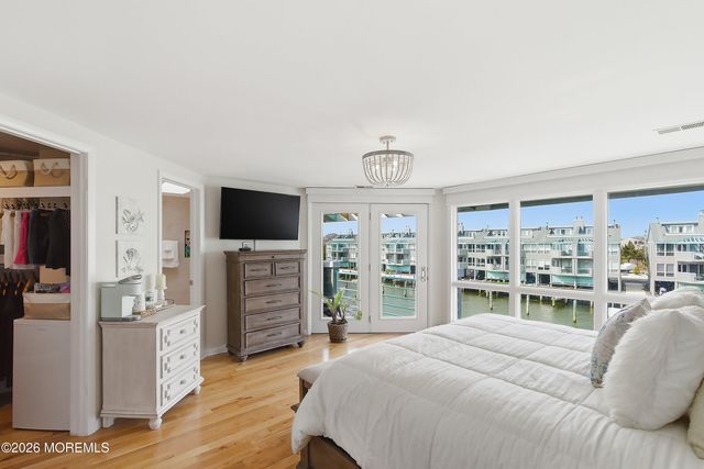 37 Grand Bay Harbor Drive, Waretown, NJ 08758