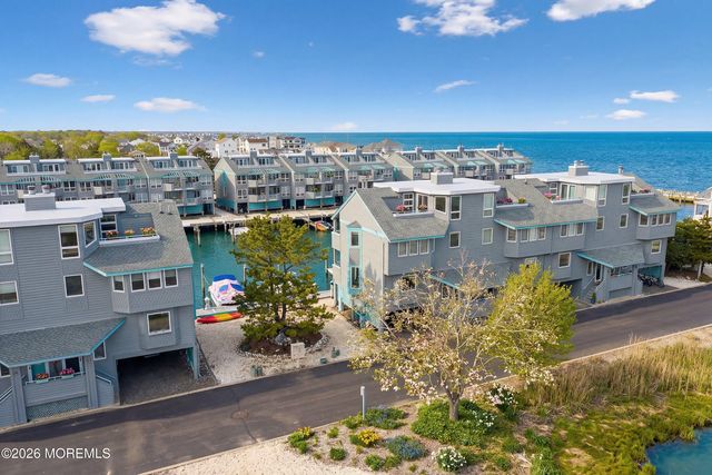 37 Grand Bay Harbor Drive, Waretown, NJ 08758