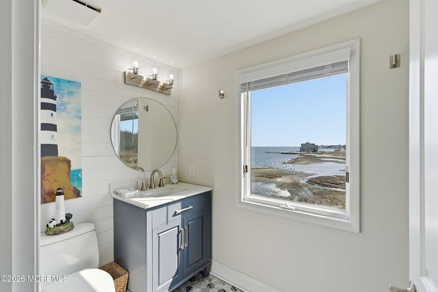 37 Grand Bay Harbor Drive, Waretown, NJ 08758