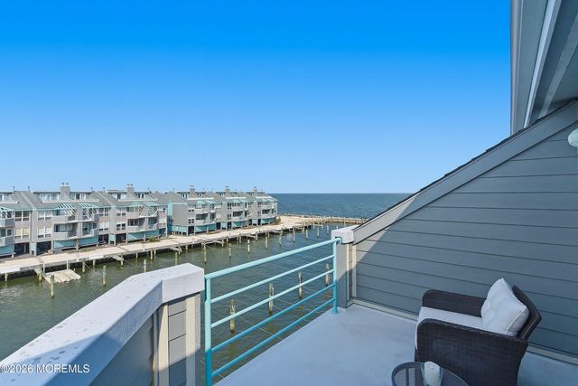 37 Grand Bay Harbor Drive, Waretown, NJ 08758