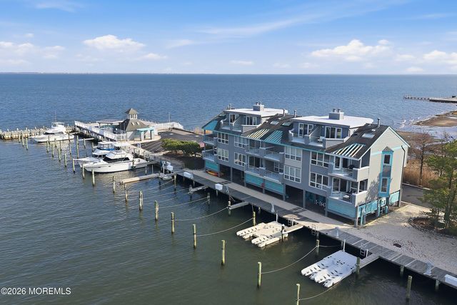 37 Grand Bay Harbor Drive, Waretown, NJ 08758
