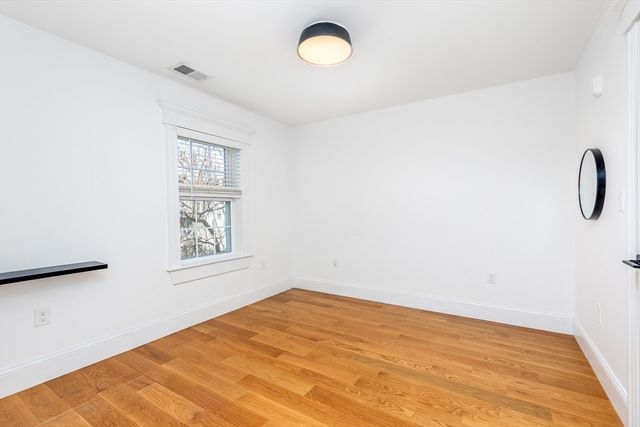 12 S. Mason Street 3, Salem, MA 01970