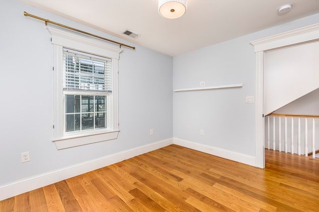 12 S. Mason Street 3, Salem, MA 01970