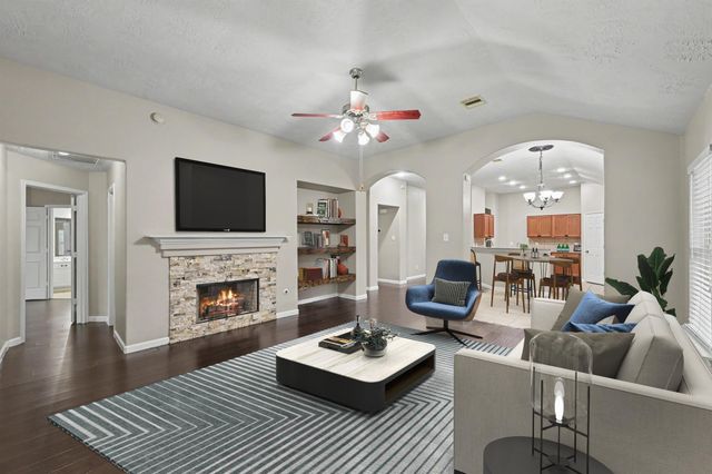 20343 Yosemite Falls Drive, Tomball, TX 77375