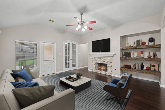 20343 Yosemite Falls Drive, Tomball, TX 77375