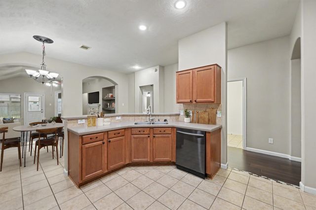 20343 Yosemite Falls Drive, Tomball, TX 77375