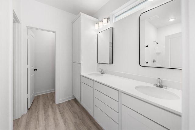 3326 Anita B, Houston, TX 77004