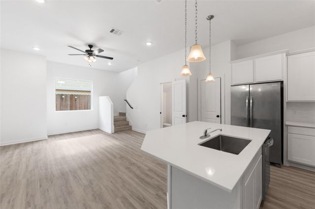 3326 Anita B, Houston, TX 77004