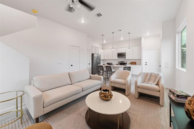 3326 Anita B, Houston, TX 77004