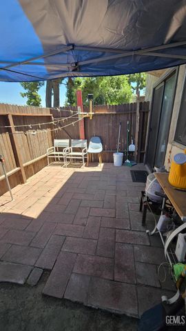 6021 Almendra Avenue C, Bakersfield, CA 93309