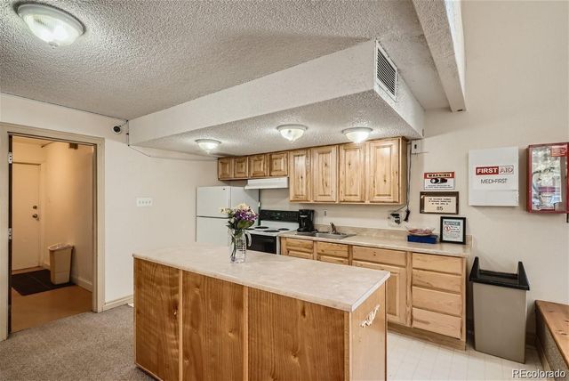 7375 E Quincy Avenue 204, Denver, CO 80237