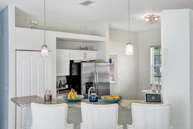 106 HAMILTON Terrace, Royal Palm Beach, FL 33414