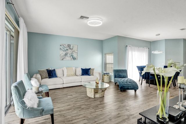 106 HAMILTON Terrace, Royal Palm Beach, FL 33414