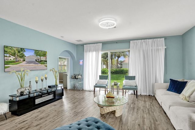 106 HAMILTON Terrace, Royal Palm Beach, FL 33414