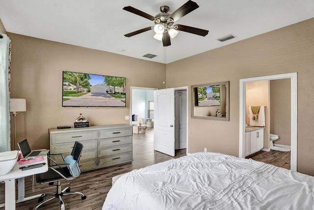 106 HAMILTON Terrace, Royal Palm Beach, FL 33414