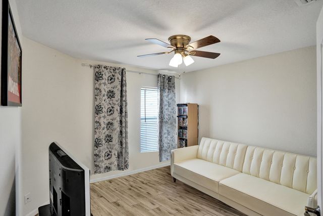 106 HAMILTON Terrace, Royal Palm Beach, FL 33414