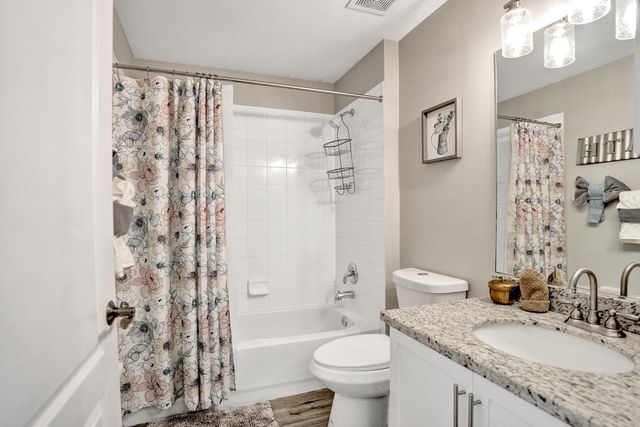 106 HAMILTON Terrace, Royal Palm Beach, FL 33414