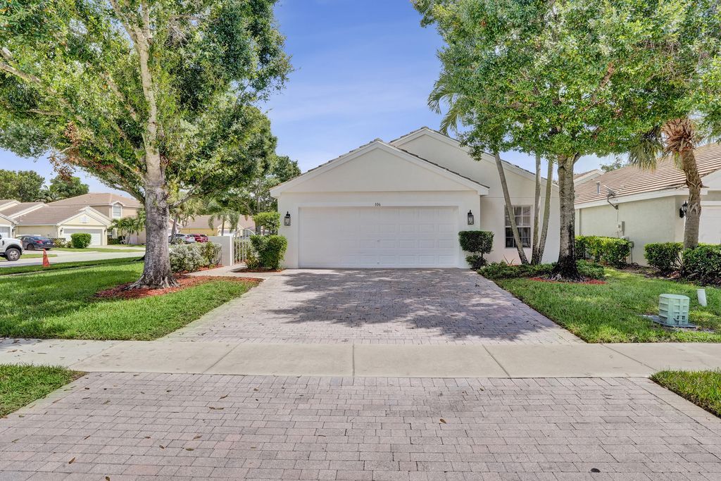 106 HAMILTON Terrace, Royal Palm Beach, FL 33414