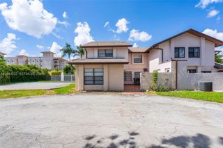 8186 NW 98th Ter 132, Hialeah Gardens, FL 33016