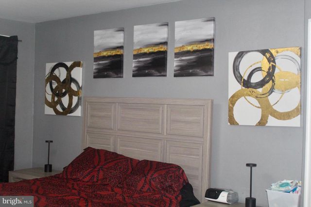 725 W NEDRO AVE, Philadelphia, PA 19120